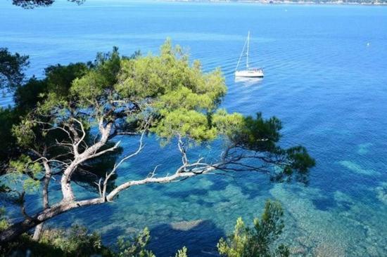 Eco-Lodge Lou Pantai ル・プラデ エクステリア 写真